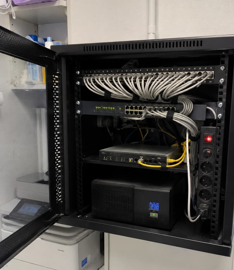 Infrastructure réseau et serveurs sécurisés